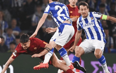 开云官网入口-新疆广汇训练开放日，赛后门线救险引欢呼，西甲在即，团队化学反应显著的简单介绍